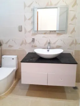 Phòng tắm - Nhà phố Bình Tân - Phong cách Modern 