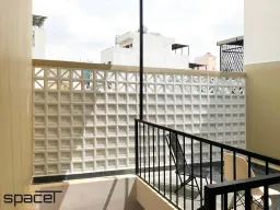 Sân thượng - Nhà phố đường Nguyễn Đình Chiểu Quận 3 - Phong cách Modern 