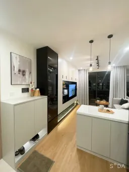 Phòng khách, Lối vào - Căn hộ Vinhomes Grand Park Quận 9 - Phong cách Modern 