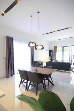 Phòng khách, Phòng ăn - Villa Nhơn Trạch Đồng Nai - Phong cách Minimalist 