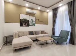 Phòng khách - Nhà phố 1 trệt 1 lầu - Phong cách Modern + Color Block 