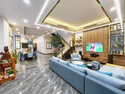 Nhà phố 260m2 Quận 7 - Phong cách Modern