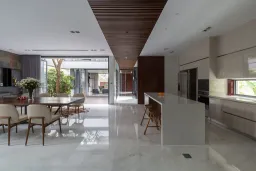 Phòng bếp - Nhà sân vườn Lái Thiêu Bình Dương - Phong cách Modern 