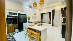Phòng khách, Phòng bếp - Tổ ấm “ngoài nông dân - trong thành thị” của vợ chồng mình 