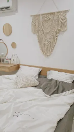 Phòng ngủ - Tự tay cải tạo nhà phố cũ nát với phong cách Bắc Âu kết hợp Bohemian  