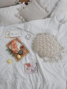 Phòng ngủ - Tự tay cải tạo nhà phố cũ nát với phong cách Bắc Âu kết hợp Bohemian  