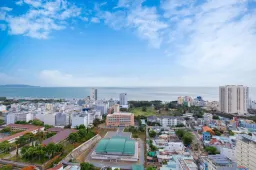 Tổ ấm hướng biển sang trọng, hiện đại mà ấm cúng