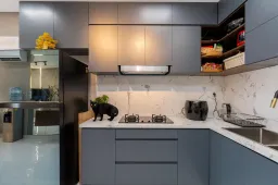 Phòng bếp, Phòng tắm - Tổ ấm hướng biển sang trọng, hiện đại mà ấm cúng 