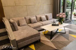 Phòng khách - Nhà phố diện tích nhỏ được mở rộng không gian với phong cách Modern  