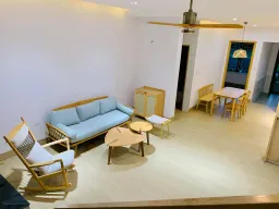 Phòng khách - Nhà thoáng đãng, tươi mát nhờ trang trí nội thất với gỗ và cây xanh 