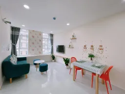 Phòng khách - Căn hộ với những điểm nhấn sắc màu vui mắt 