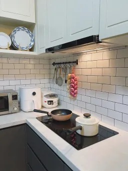 Phòng bếp - Căn hộ của cô gái độc thân - thành quả 8 năm xa quê hương 