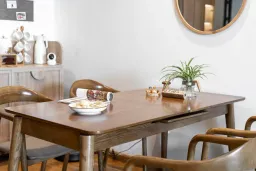 Phòng ăn - Tổ ấm đầu tiên sau 10 năm kết hôn 