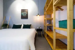 Phòng ngủ - Homestay vợ chồng mình làm khi “bỏ thủ đô về biển” 