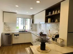 Phòng bếp - Thay áo mới với vẻ bình yên và nhẹ nhàng cho căn hộ thông tầng  