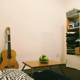 Phòng ngủ - Ý tưởng decor phòng cho người ở thuê với ngân sách thấp 