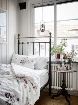 Phòng ngủ - Trầm trồ căn hộ 73m2 ở Nga đẹp như cổ tích  