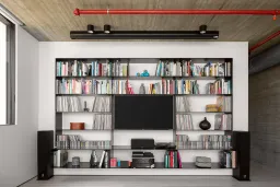 Phòng khách, Phòng giải trí - Căn hộ duplex 180m2 tại Israel với kết cấu “đảo ngược” độc đáo 