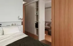 Phòng ngủ - Ngôi nhà 43m2 thiết kế công năng toàn diện, nội thất thông minh của cô nàng độc thân  