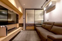 Phòng khách - Gia chủ đầu tư làm nội thất cho căn hộ 36m2 tận hưởng cuộc sống độc thân tiện nghi 