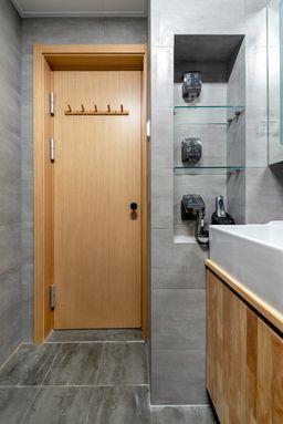Phòng tắm - Gia chủ đầu tư làm nội thất cho căn hộ 36m2 tận hưởng cuộc sống độc thân tiện nghi 
