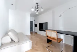 Phòng khách - Biến căn hộ cũ 53m2 thành không gian hiện đại pha lẫn cổ điển Pháp 