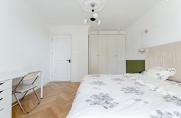 Phòng ngủ - Biến căn hộ cũ 53m2 thành không gian hiện đại pha lẫn cổ điển Pháp 