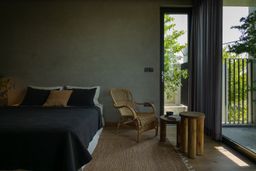 Phòng ngủ - Ngôi nhà xanh mát, tận hưởng trọn vẹn sự bình yên của cặp vợ chồng tại Huế 
