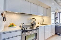 Phòng bếp - Ý tưởng kết hợp phong cách Industrial và Scandinavian cho căn hộ 45m2  