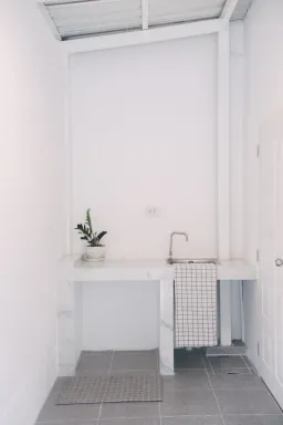 Phòng bếp - "Lột xác" cho nhà hoang 27m2 thành tổ ấm đẹp tinh tươm như mơ 