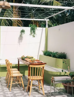 Sân vườn - Cải tạo lại nhà cũ thành homestay cực chill tại Bến Tre 