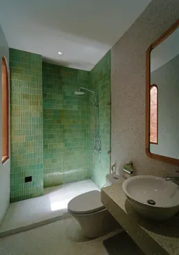 Phòng tắm - A House - Ngôi nhà 2 tầng bình yên với vật liệu mộc mạc cùng giếng trời thông gió tự nhiên  