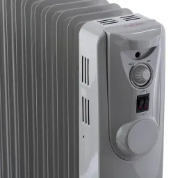 Lò Sưởi Dầu 11 Thanh TIROSS 2400W Có Giá Phơi, Hộp Đựng Nước