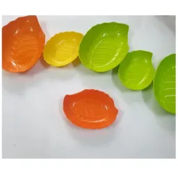 Đĩa Nhựa Hình Lá 2 Size To Nhỏ Đựng Hoa Quả, Bánh Kẹo, Đồ Ăn Việt Nhật