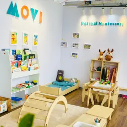 Giá treo quần áo, kệ quần áo, tủ quần áo cho bé Montessori TQA