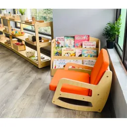 Kệ sách cho bé, kệ đồ chơi cho bé,kệ giáo cụ, giá sách gỗ Montessori cho bé KDC