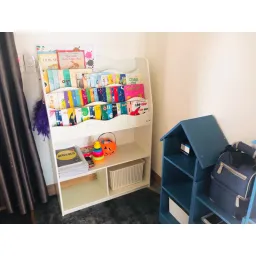 Kệ sách cho bé, kệ đồ chơi, giá sách gỗ 3 tầng, giá sách kết hợp kệ đồ chơi Montessori cho bé KS02