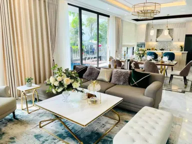 Phòng khách - Biệt thự Riverside Quận 9 - Phong cách Neo Classic