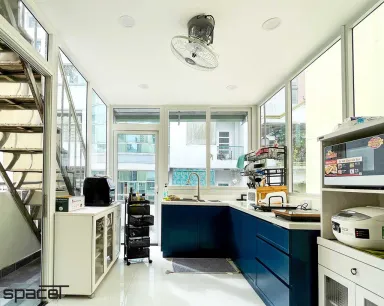 Phòng bếp - Nhà phố Lãnh Binh Thăng Quận 11 - Phong cách Modern