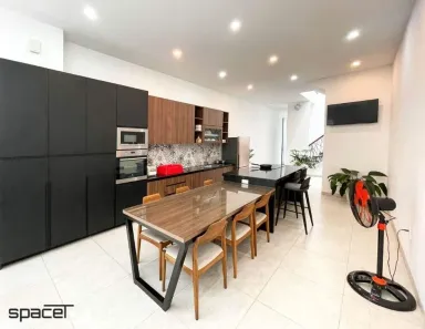 Phòng bếp Phòng ăn - Nhà phố Đồng Nai - Phong cách Modern