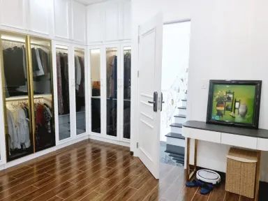 Phòng thay đồ - Nhà phố 150m2 Quận 2 - Phong cách Neo Classic