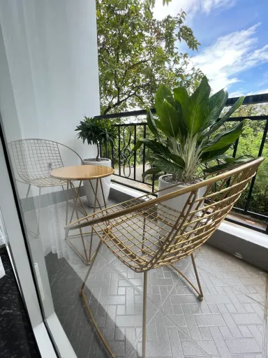 Lô gia - Nhà phố 350m2 Quận 7 - Phong cách Modern