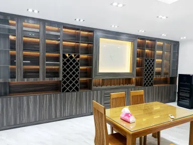 Phòng ăn - Phòng bếp Nhà phố tại Gò Vấp - Phong cách Modern