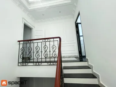 Cầu thang - Nhà phố Thủ Đức - Phong cách Neo Classic