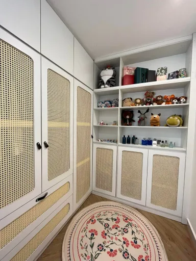 Phòng thay đồ - Có nhà tuổi 26: góc nhỏ bình yên của mình