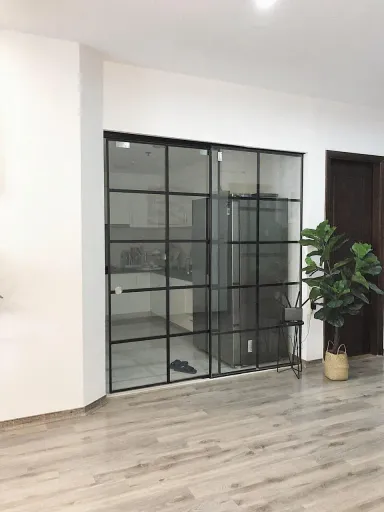 Phòng bếp Lối vào - Một căn nhà phong cách nhẹ nhàng, tràn ngập ánh sáng
