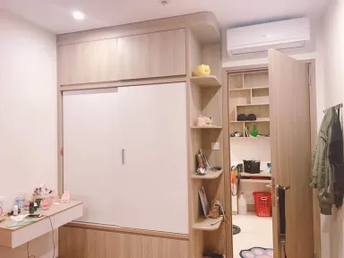 Phòng ngủ Lối vào - Tổ ấm “màu hồng” 43m2 của vợ chồng trẻ với thiết kế hiện đại, tiện nghi