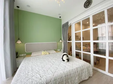 Phòng ngủ - Căn hộ 53m2 với ý tưởng cửa vòm thông phòng ngủ - phòng khách đáng tham khảo