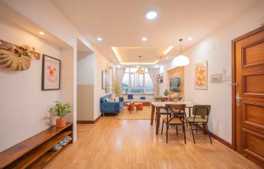 Phòng khách Phòng ăn - “Thổi hồn” cho căn hộ 95m2 thuê du lịch tại Quy Nhơn