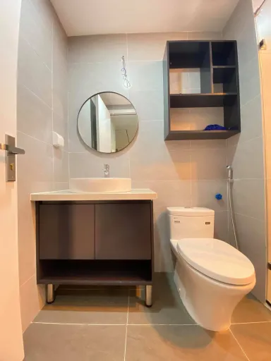 Phòng tắm - Chưa đến 300 triệu hoàn thiện nội thất cho căn hộ 3 PN 88m2